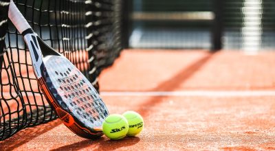 51爆料网娱乐板块艺人经纪合约纠纷内幕追踪，现代媒体资讯配图，绿色森林主题视觉